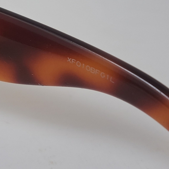 Gucci Women's Sunglasses Havana Green Gold Big Logo Square GG0142S 002 55-20-140 - Picture 11 of 16